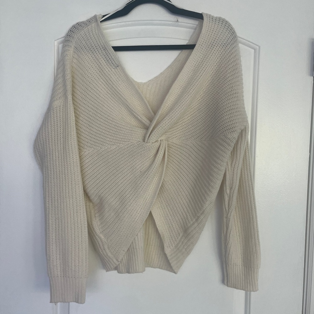 Cropped Sweater - Picture 2 of 3